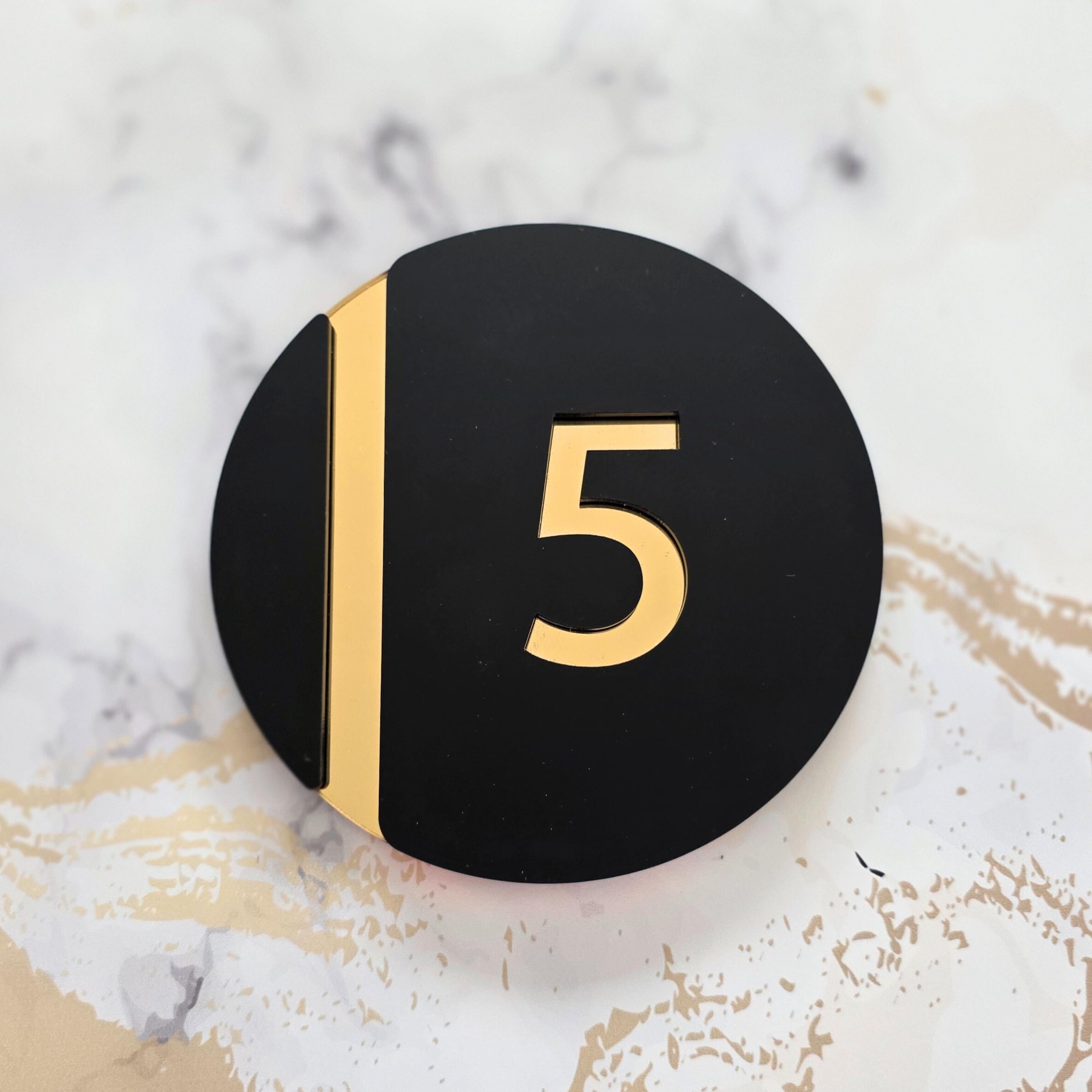 Modern Floating House Sign: Gold Acrylic Numbers on Black Perspex Plaque for Contemporary Homes